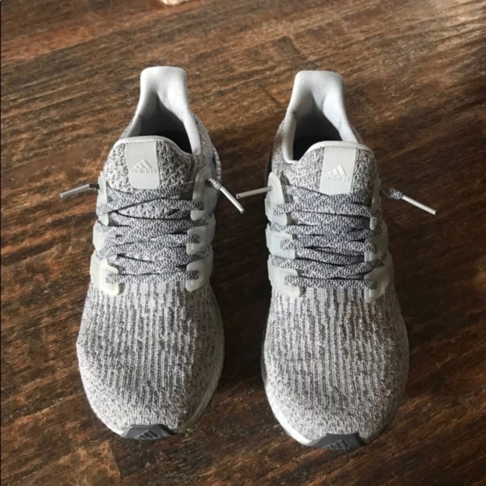 Adidas ultra boost men’s size 9